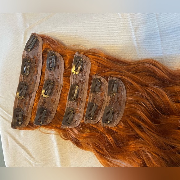 Hair extensions: five piece COPPER RED, hair extensions, wavy 18” long - Picture 3 of 5